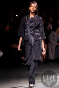 jourdan-dunn-best-runway-moments_23