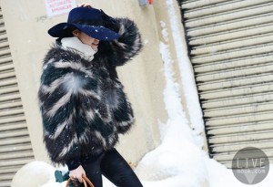 street-style-colorful-fur-jackets-15