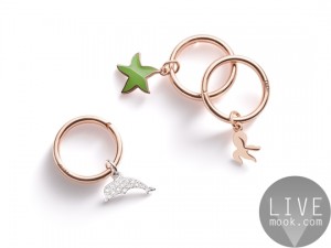 Dodo brise rings with dolphin, octopus and starfish charms