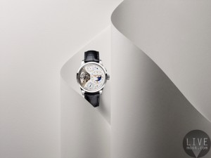 Jaeger-LeCoultre 积家Duomètre Sphérotourbillon Moon双翼立体双轴陀飞轮月相腕表_Paper