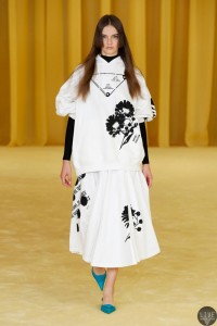 00024-prada-rtw-spring-21.webp