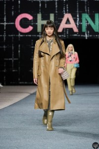 00008-chanel-fall-2022-ready-to-wear-paris-credit-gorunway-scaled.webp