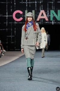 00029-chanel-fall-2022-ready-to-wear-paris-credit-gorunway-scaled.webp