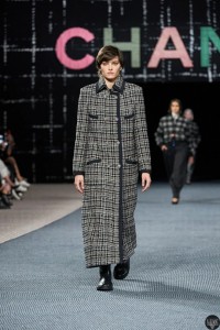 00042-chanel-fall-2022-ready-to-wear-paris-credit-gorunway-scaled.webp