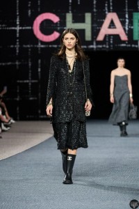 00058-chanel-fall-2022-ready-to-wear-paris-credit-gorunway-scaled.webp