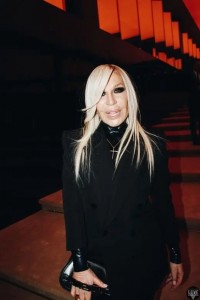 28222d3b42a975e70224ea22cb1c2e68_2-Donatella-Versace_img_1040_780