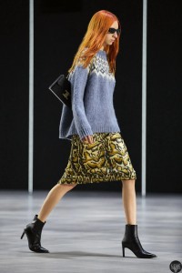 celine-women-winter22-print-look-48-01.webp