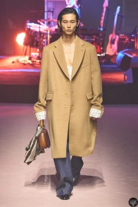 00004-gucci-fall-2023-mens-credit-gorunway-scaled.webp