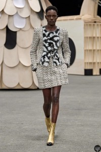 00012-chanel-spring-2023-couture-gorunway-scaled.webp