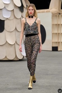 00030-chanel-spring-2023-couture-gorunway-scaled.webp