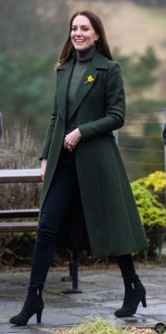 catherine-duchess-of-cambridge-visits-the-blaenavon-news-photo-1650956703.webp